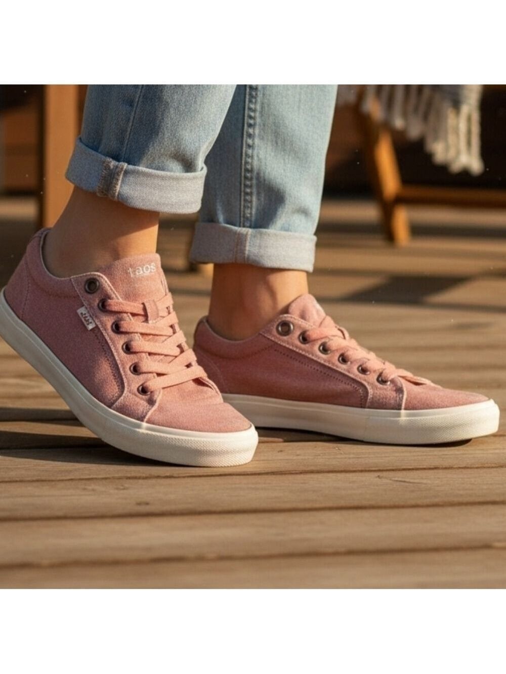 Taos Footwear Women's Pink Canvas Sneakers 8.5